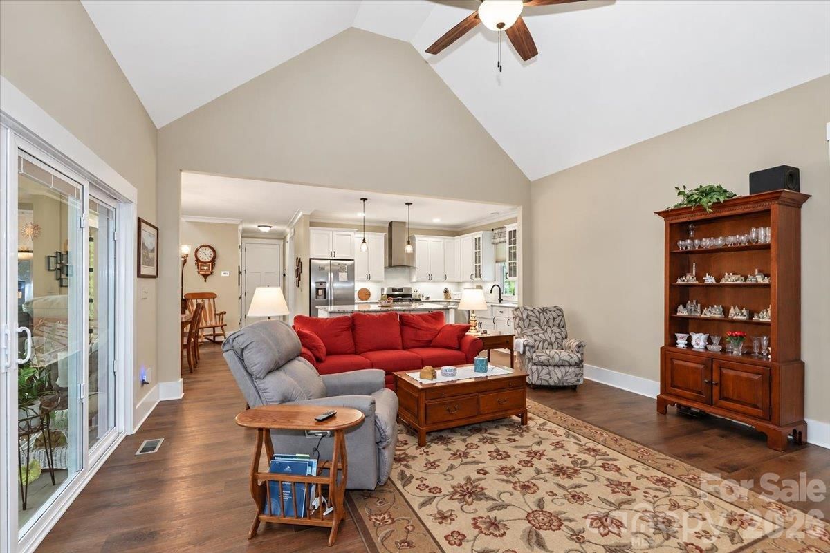 618 Saint Cloud Drive, Statesville, NC 28625 - Photo 5