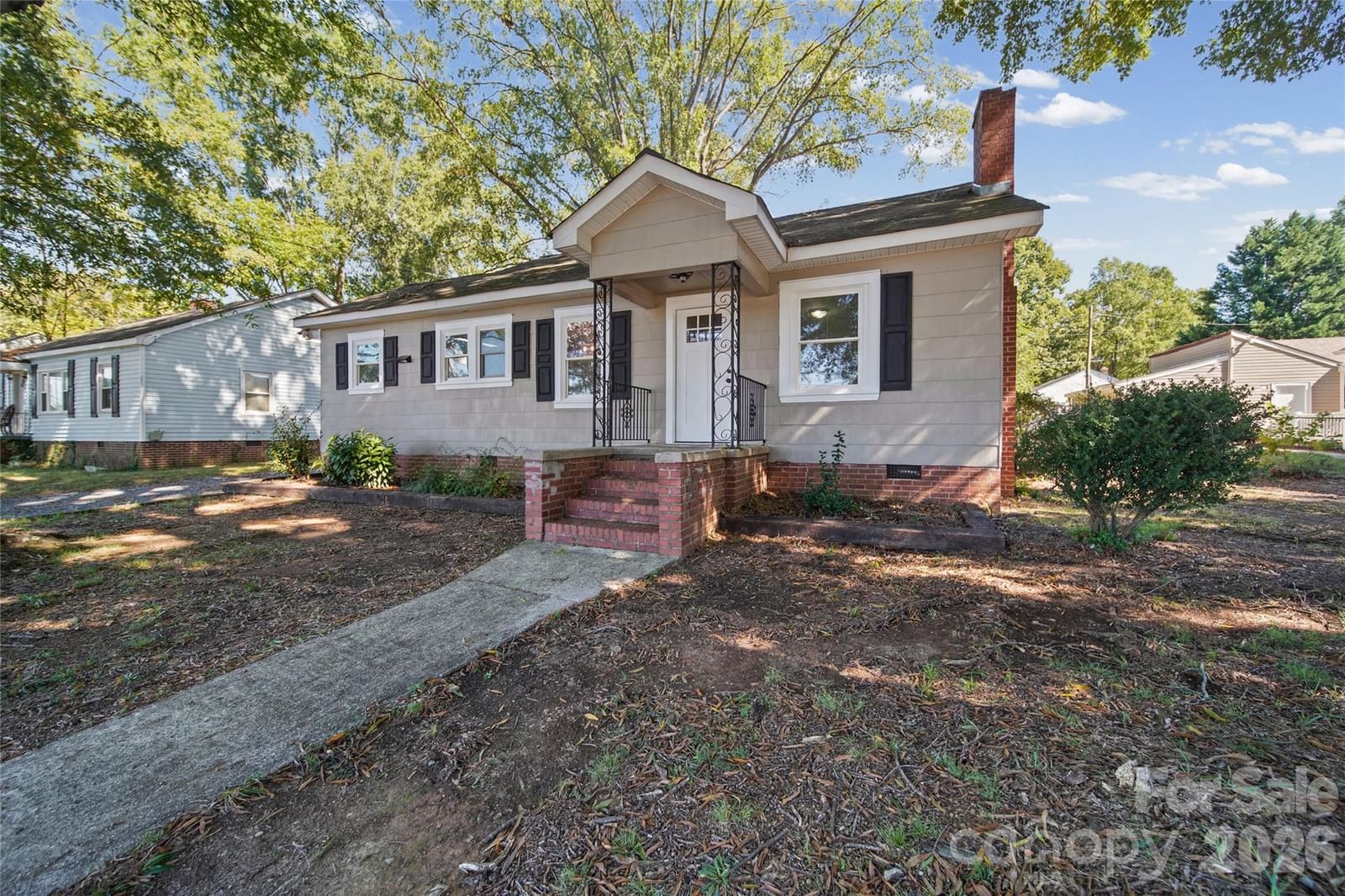 215 Arey Avenue, Albemarle, NC 28001 - Photo 2