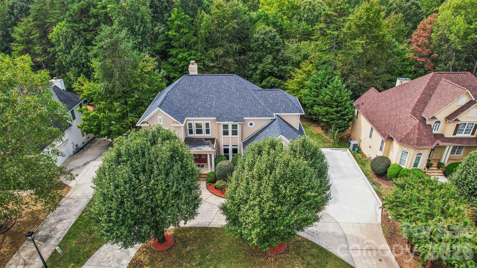 16516 Riverpointe Drive, Charlotte, NC 28278 - Photo 3