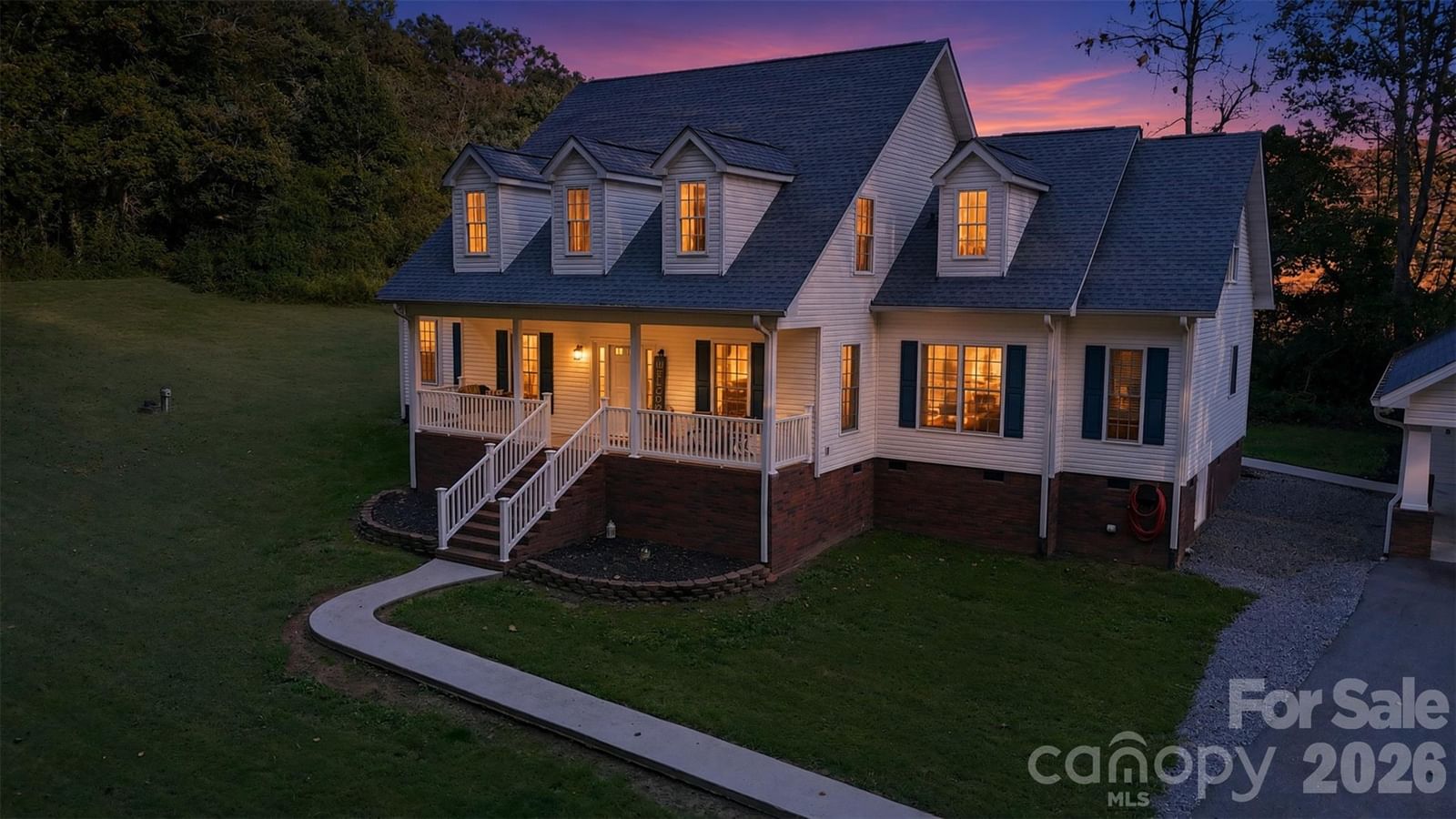 151 Robertson Drive, Taylorsville, NC 28681 - Photo 2