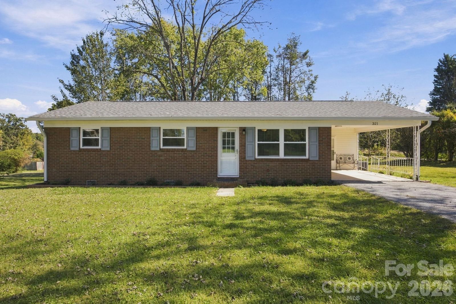 321 Sheldon Street, Hudson, NC 28638