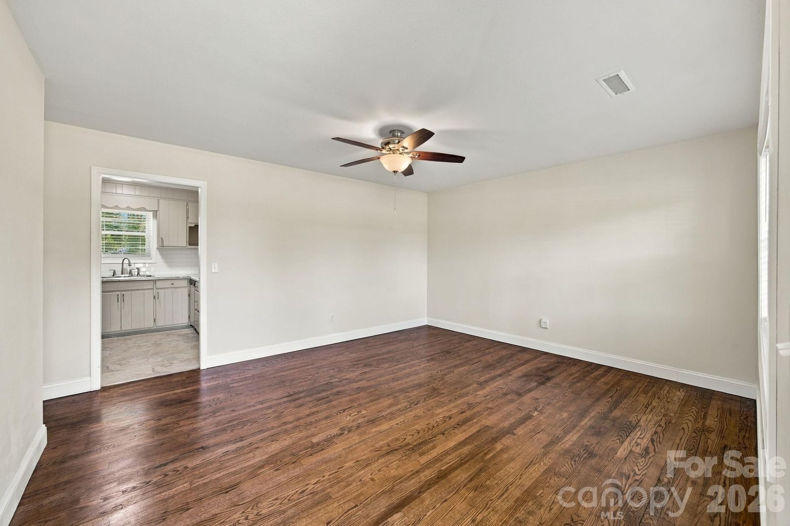 321 Sheldon Street, Hudson, NC 28638 - Photo 5