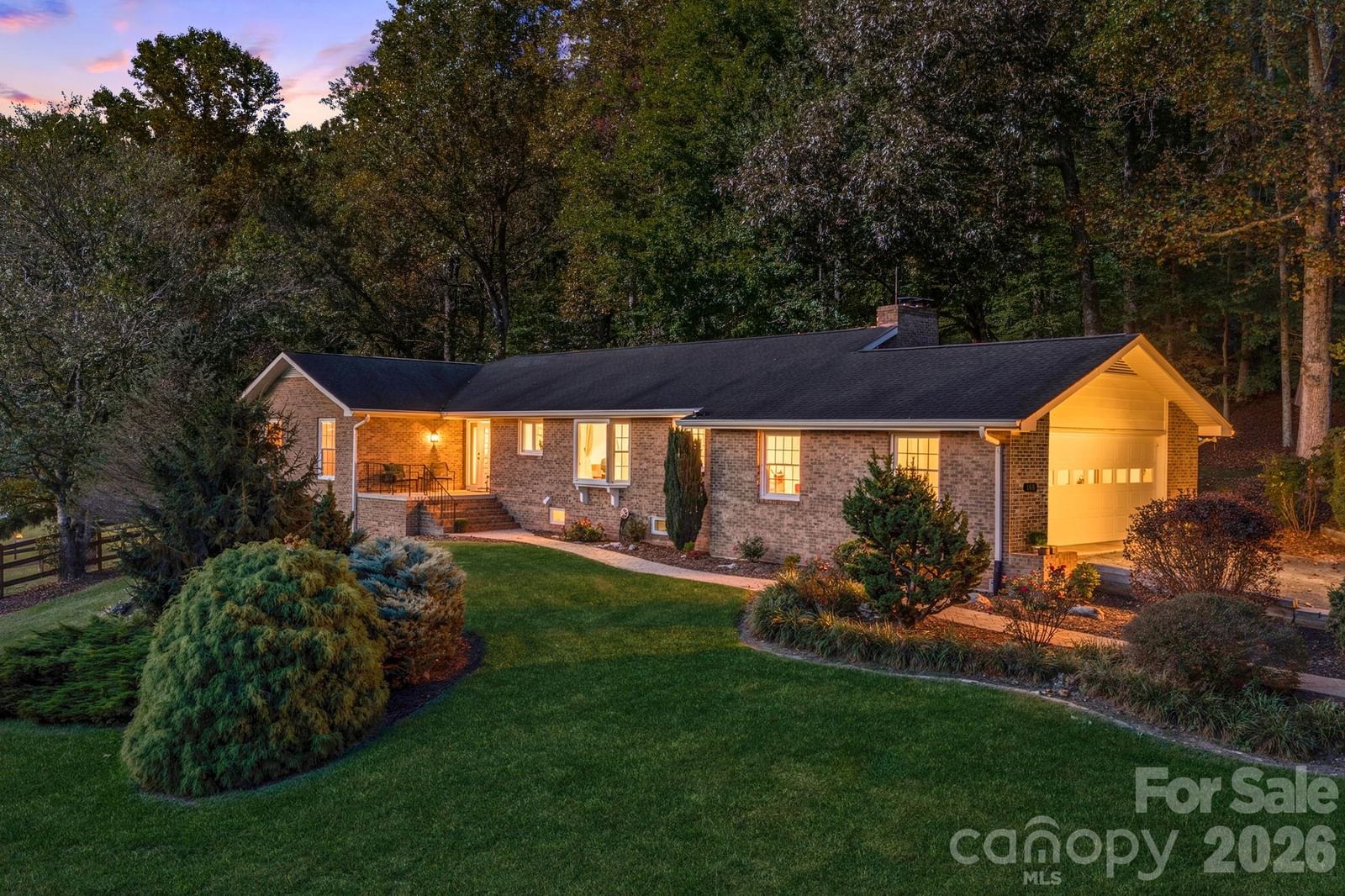 165 Horizon View Drive, Horse Shoe, NC 28742