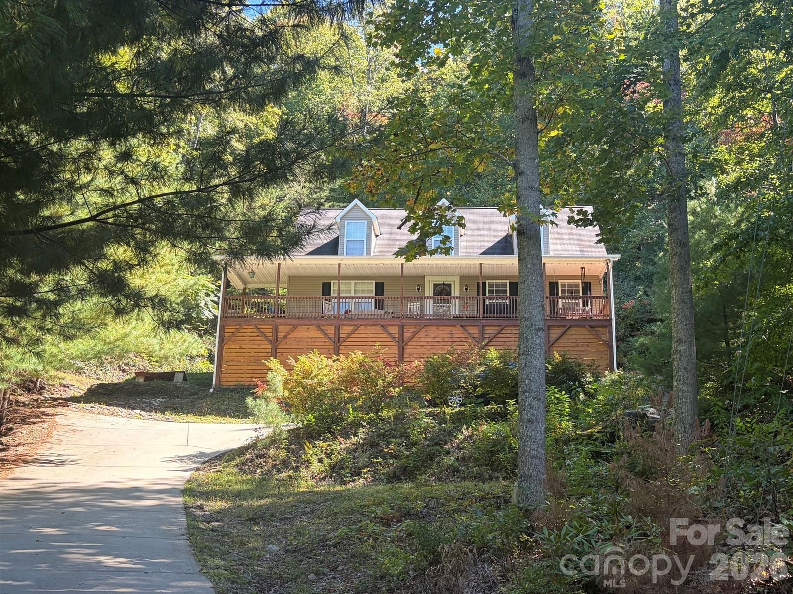 190 Harrison Hill Road, Swannanoa, NC 28778