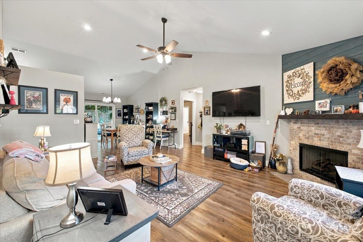 546 Pennyfields Lane, Clover, SC 29710 - Photo 4