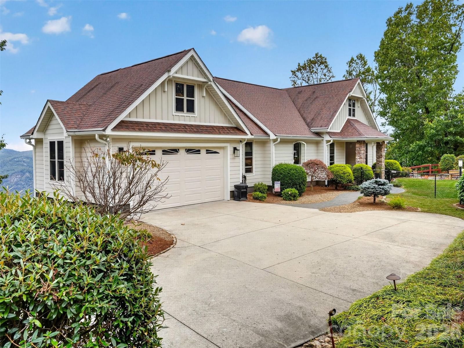 57 Mountainaire Court, Hendersonville, NC 28792 - Photo 4