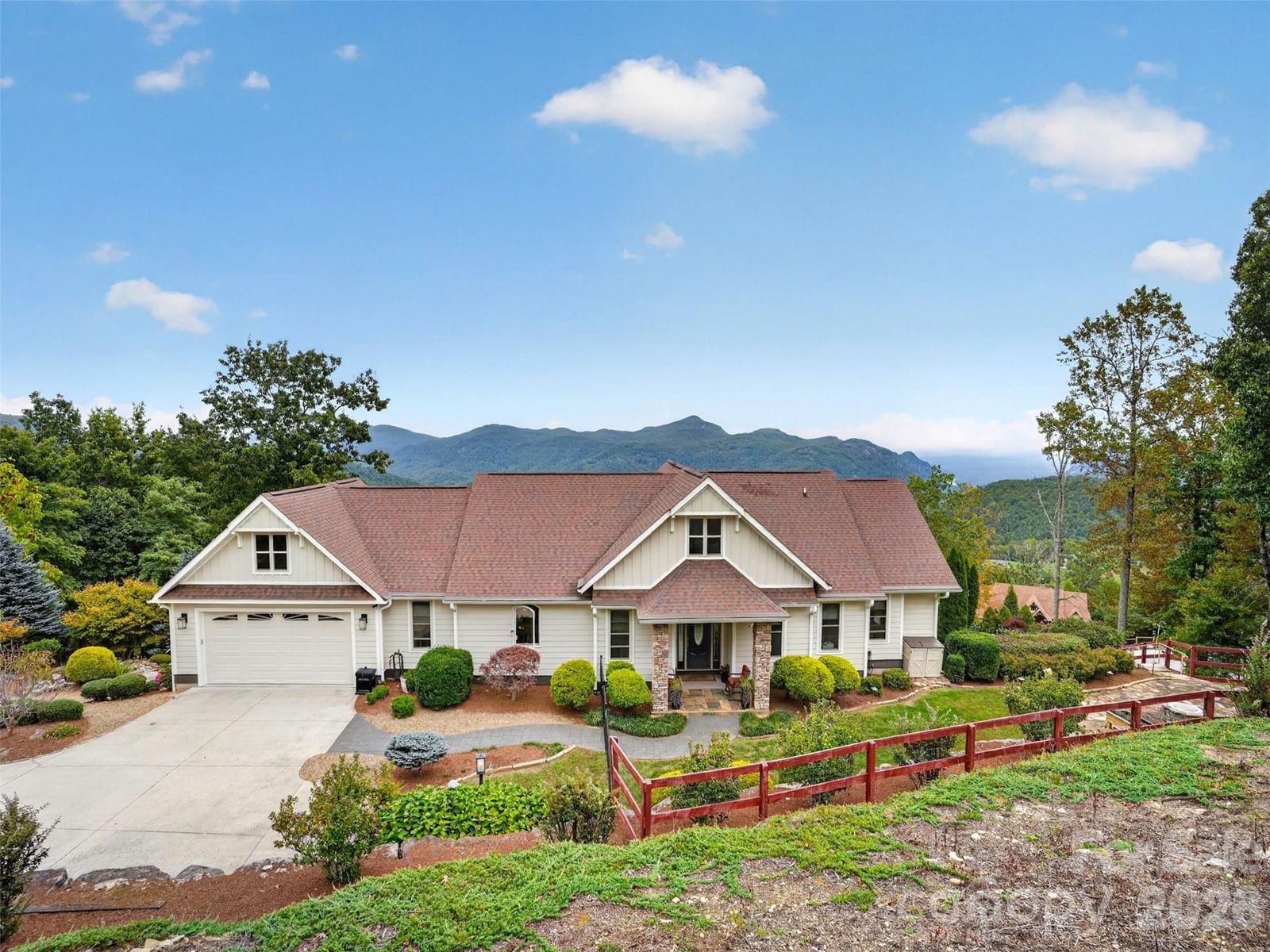 57 Mountainaire Court, Hendersonville, NC 28792 - Photo 5