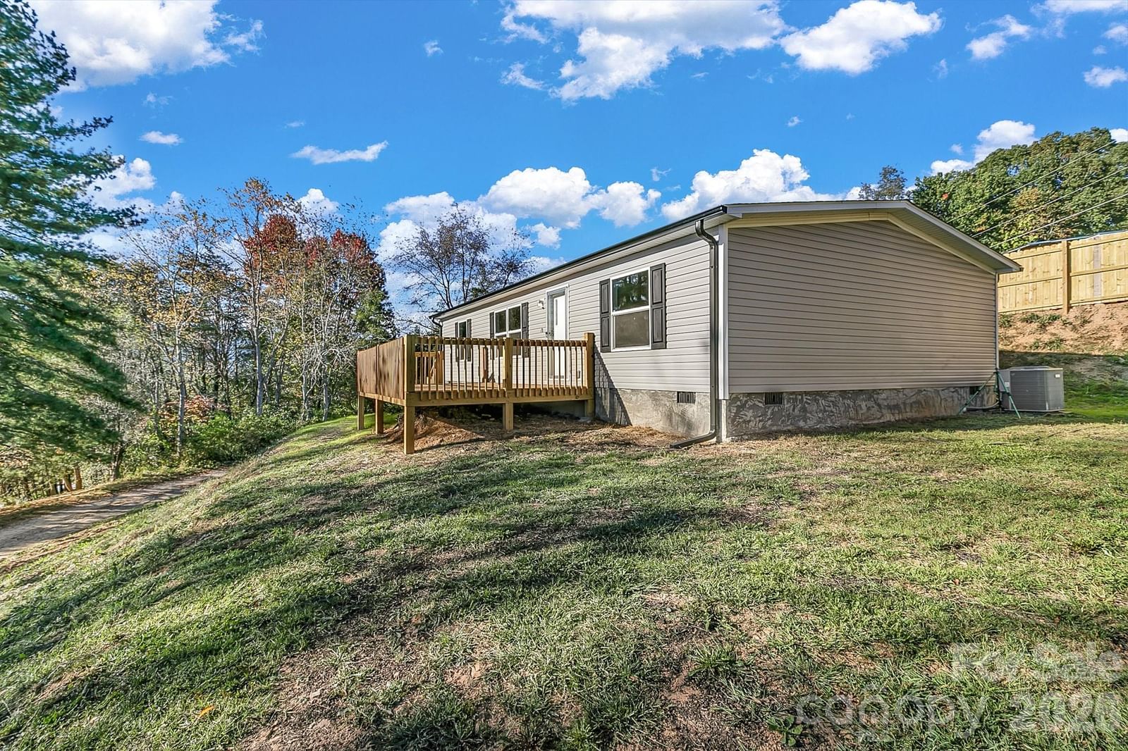 70 Windy Hill Lane, Canton, NC 28716
