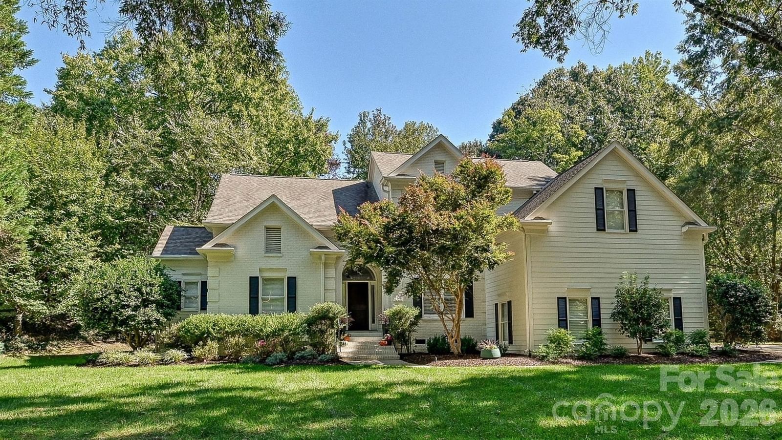 16521 Plantation Woods Drive, Charlotte, NC 28278