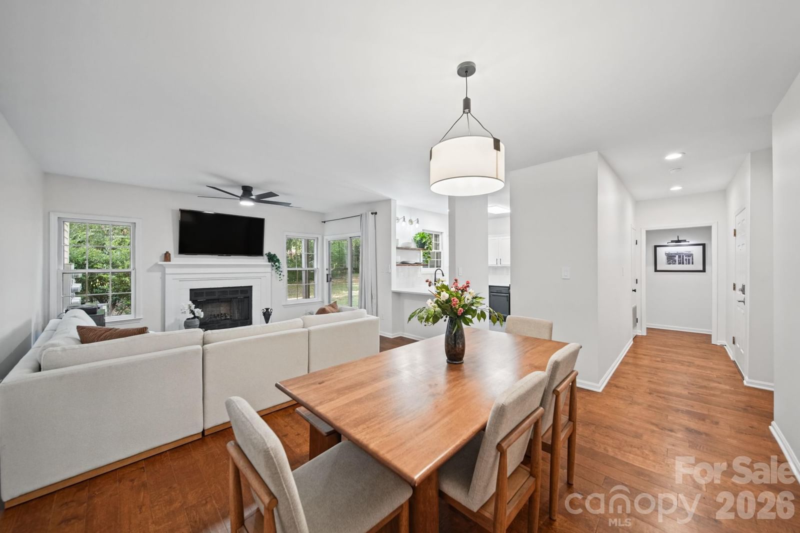 Property at 3302 Selwyn Farms #1, Charlotte, NC 28209