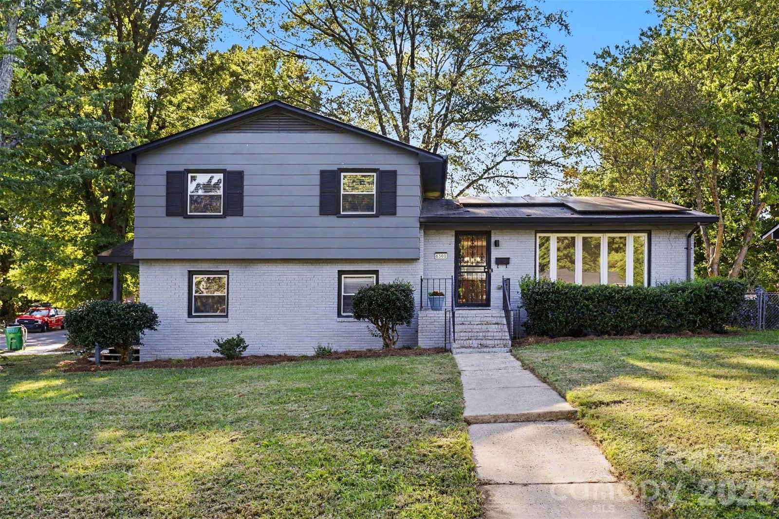 6301 Spring Garden None, Charlotte, NC 28213 - Photo 2