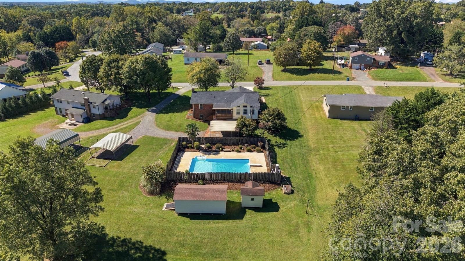 139 Greenlea Circle, Taylorsville, NC 28681
