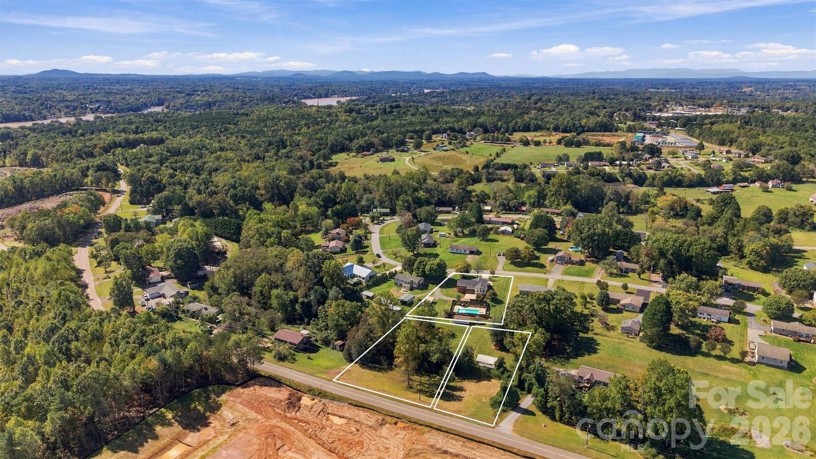 139 Greenlea Circle, Taylorsville, NC 28681 - Photo 2