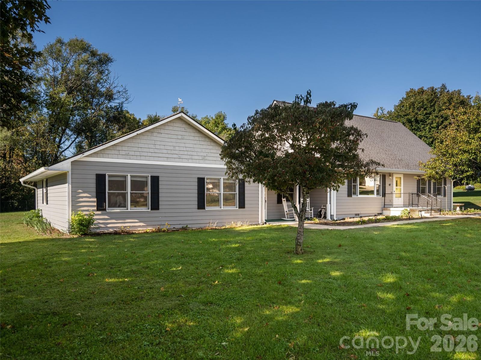 47 Cane Creek Circle, Fairview, NC 28730
