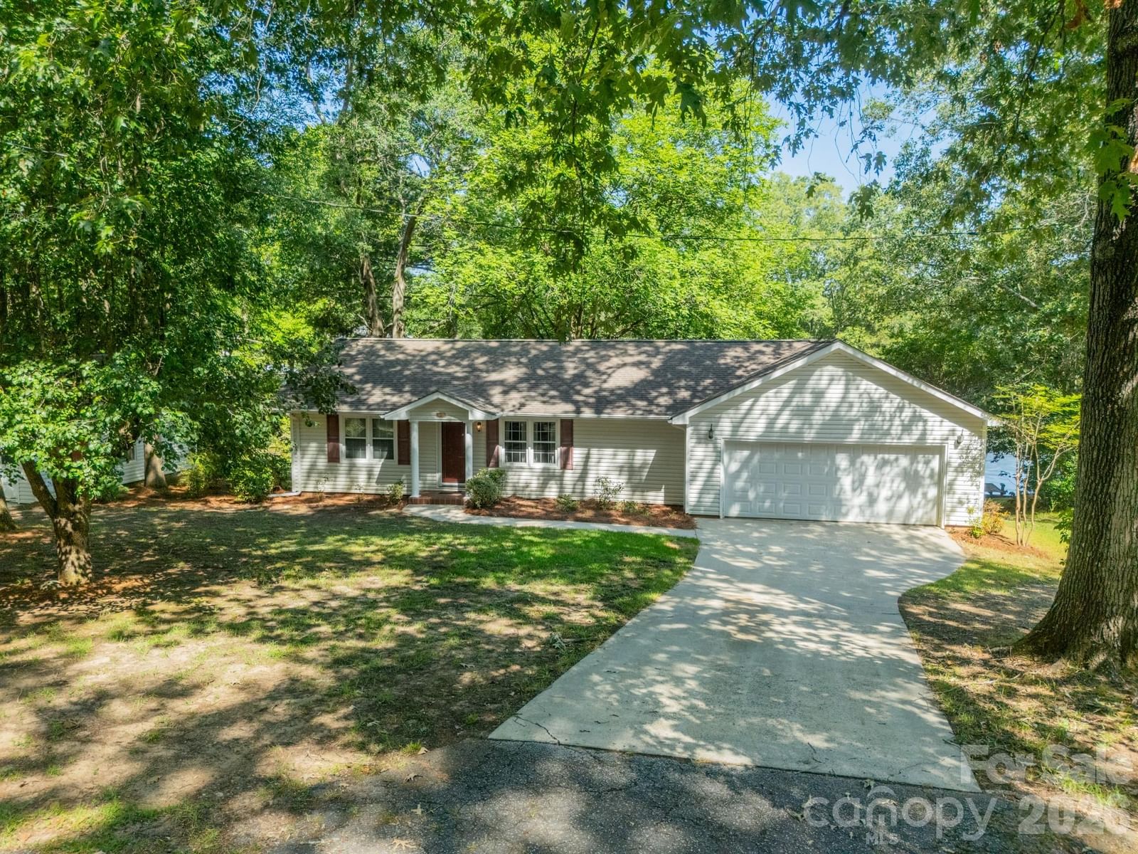 1077 Shore Drive, Lancaster, SC 29720 - Photo 2
