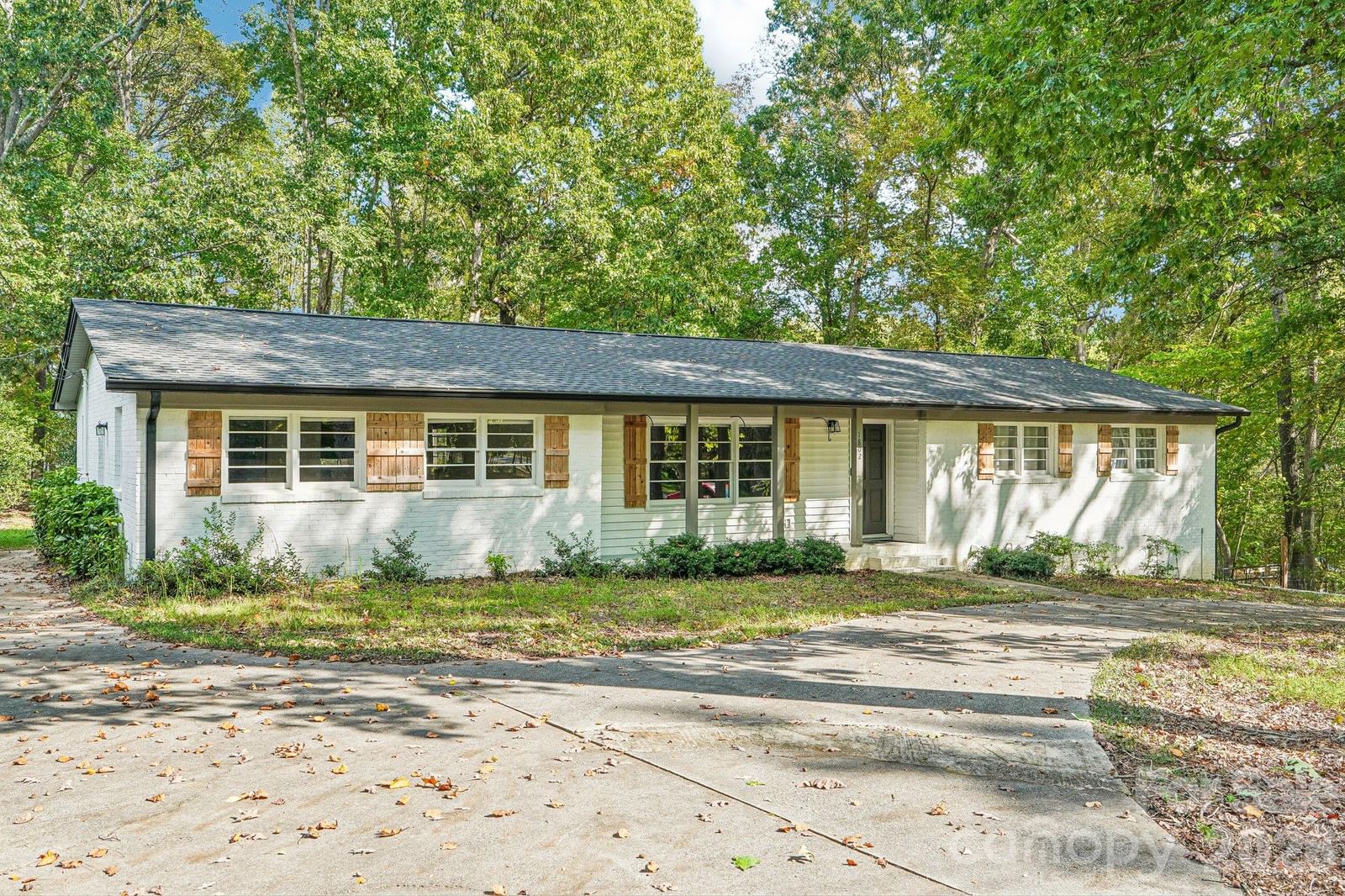 1802 Hemlock Drive, Albemarle, NC 28001 - Photo 4