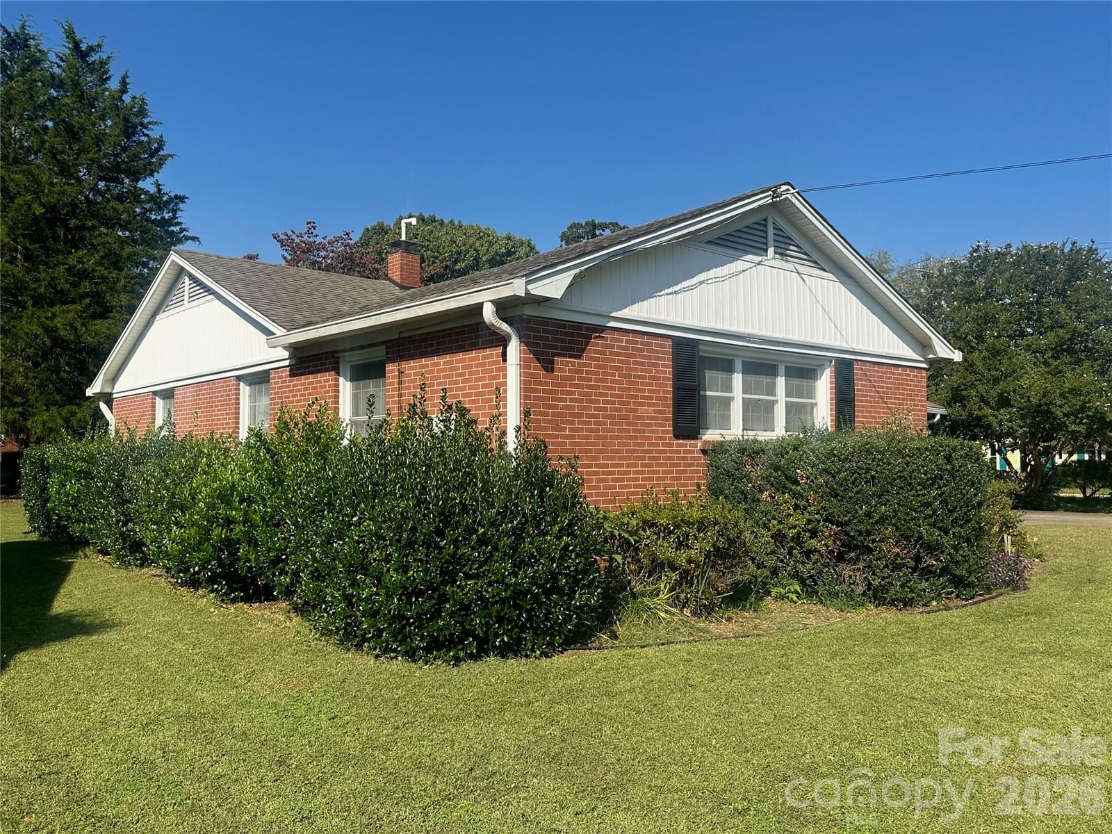 1400 Capri Road, Winston Salem, NC 27103 - Photo 4
