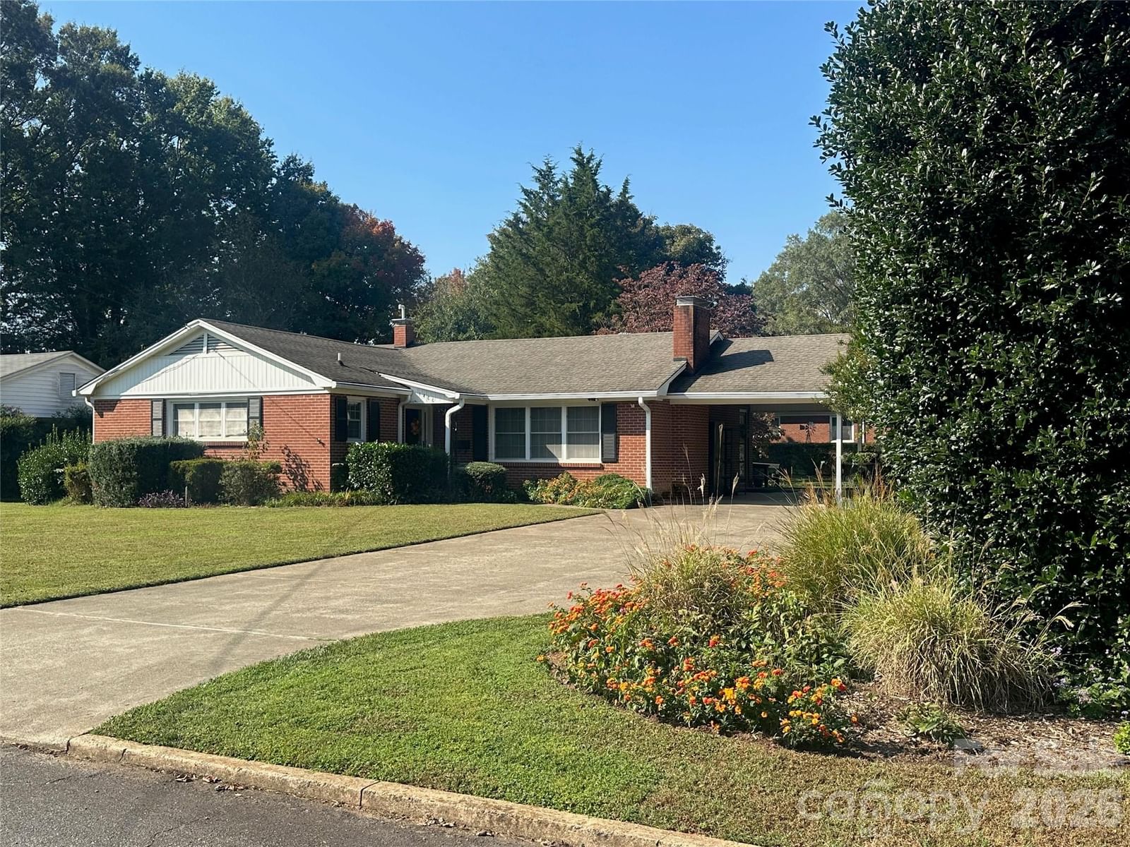 1400 Capri Road, Winston Salem, NC 27103 - Photo 5