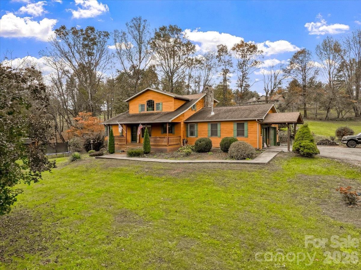 179 River Walk Drive, Burnsville, NC 28714