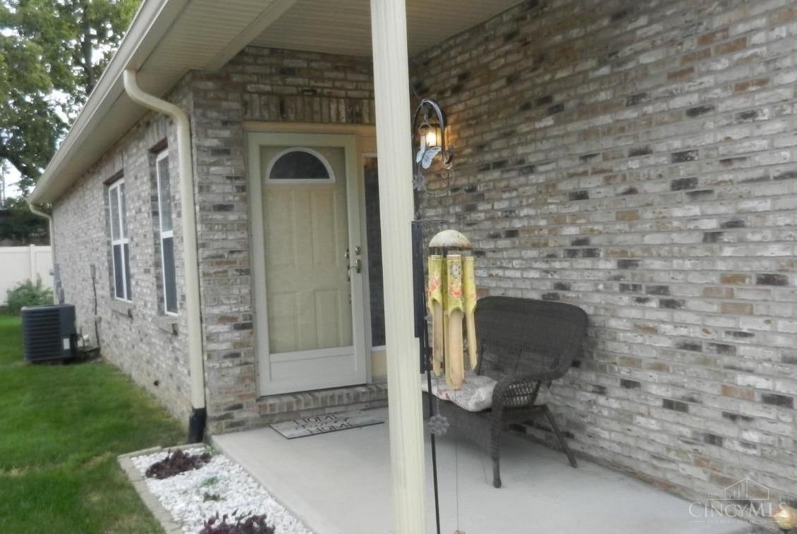 341 Lauryn Meadows Court, Fairfield, OH 45014
