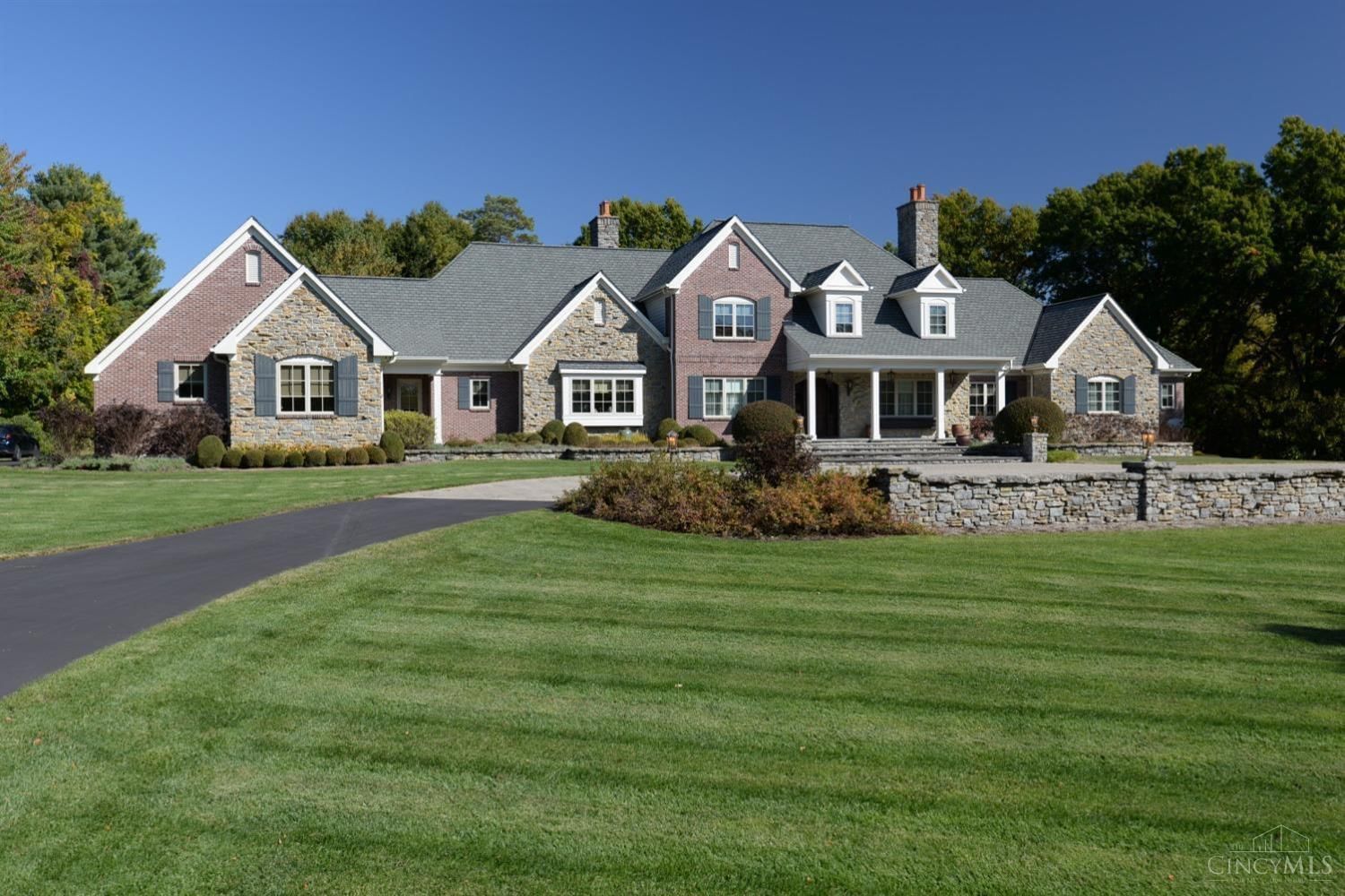 8060 Brill Road, Indian Hill, OH 45243