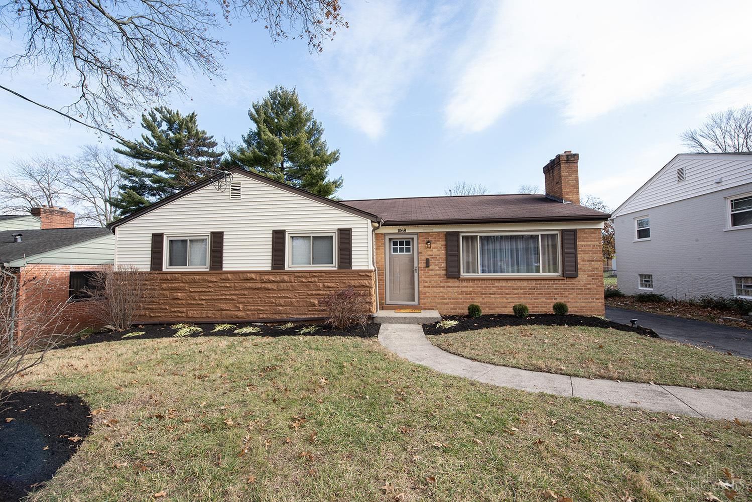 Photo of 1068 Rosetree Lane