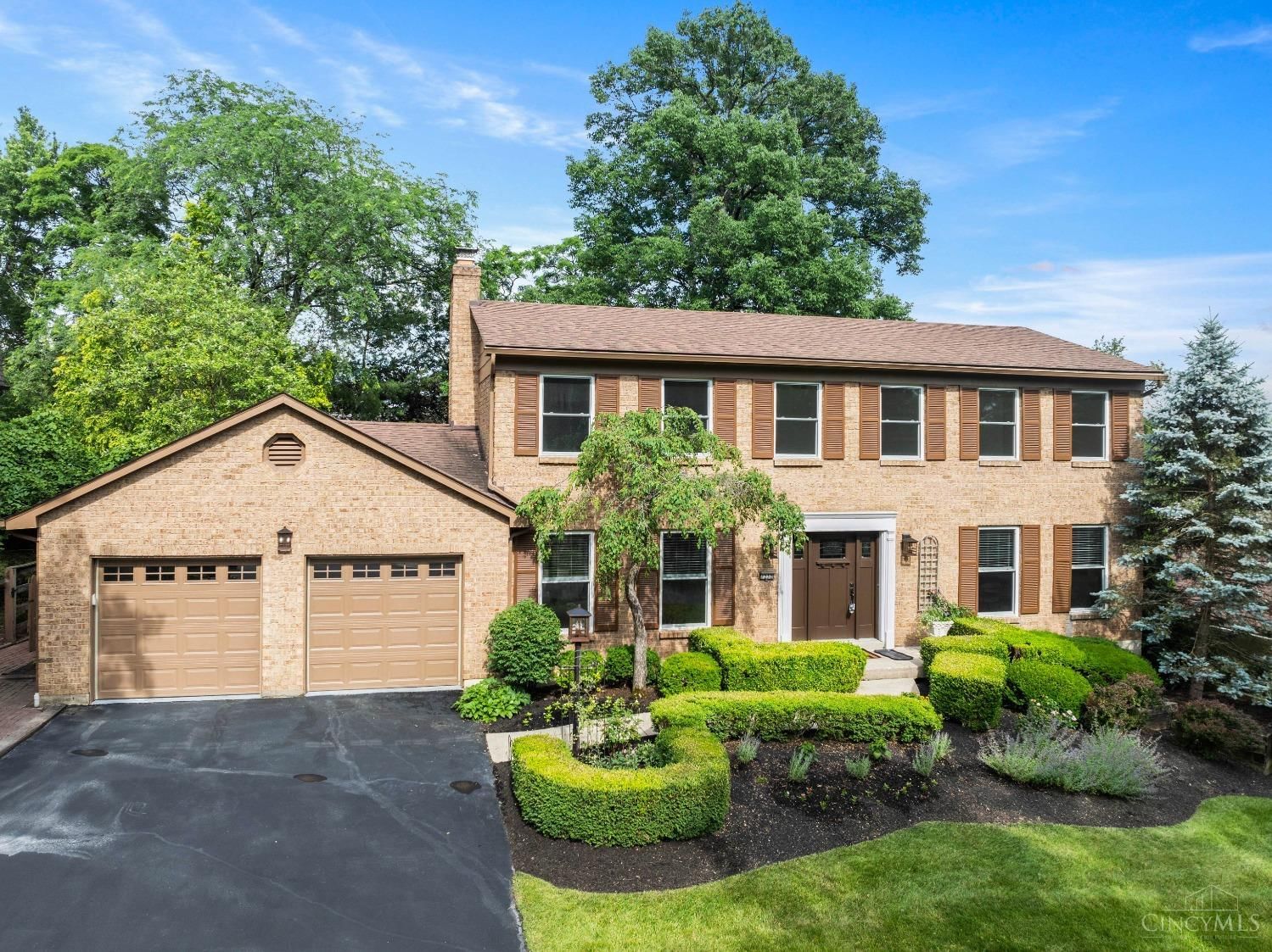 7232 Camargowoods Drive, Madeira, OH 45243