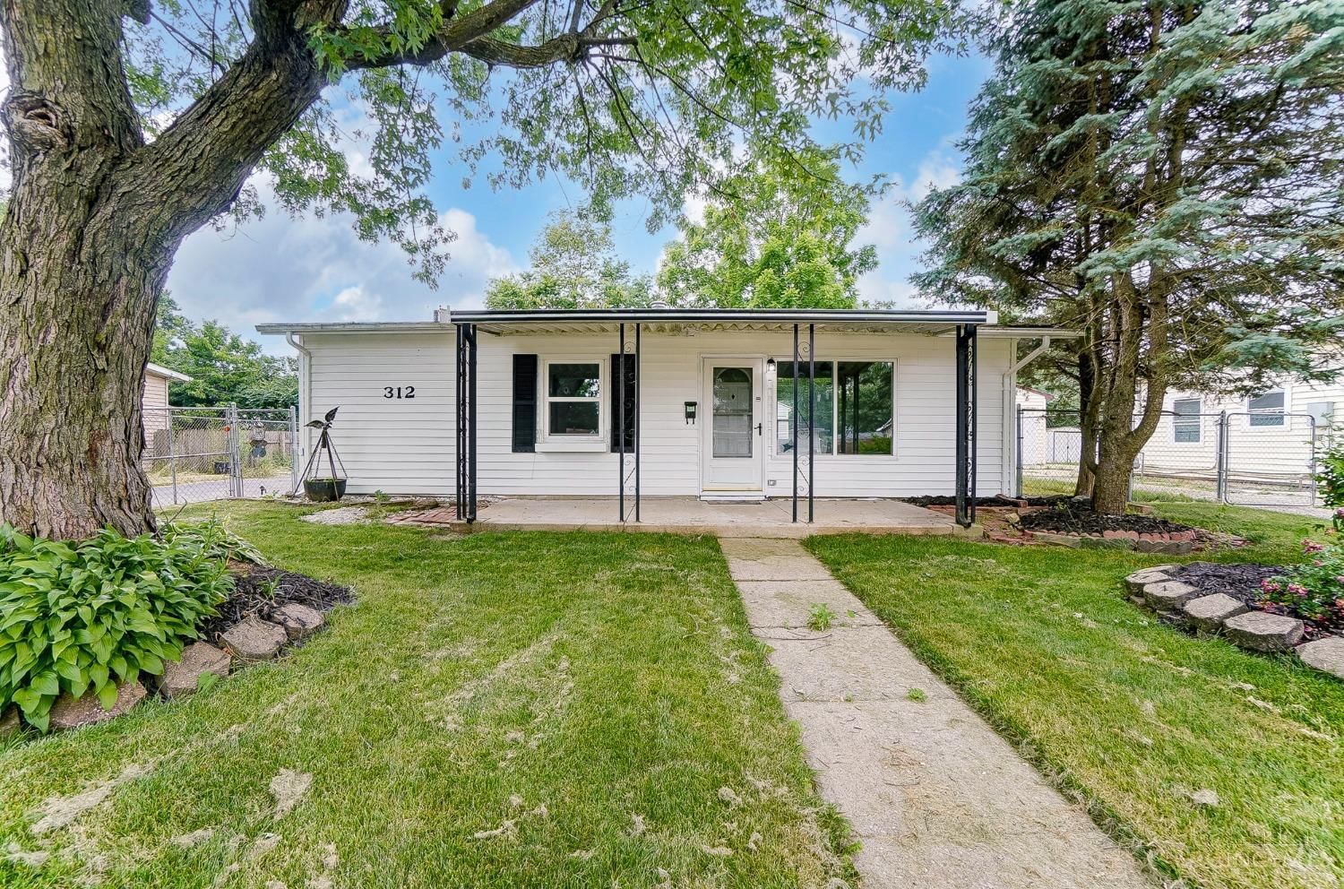 Photo of 312 Galewood Drive