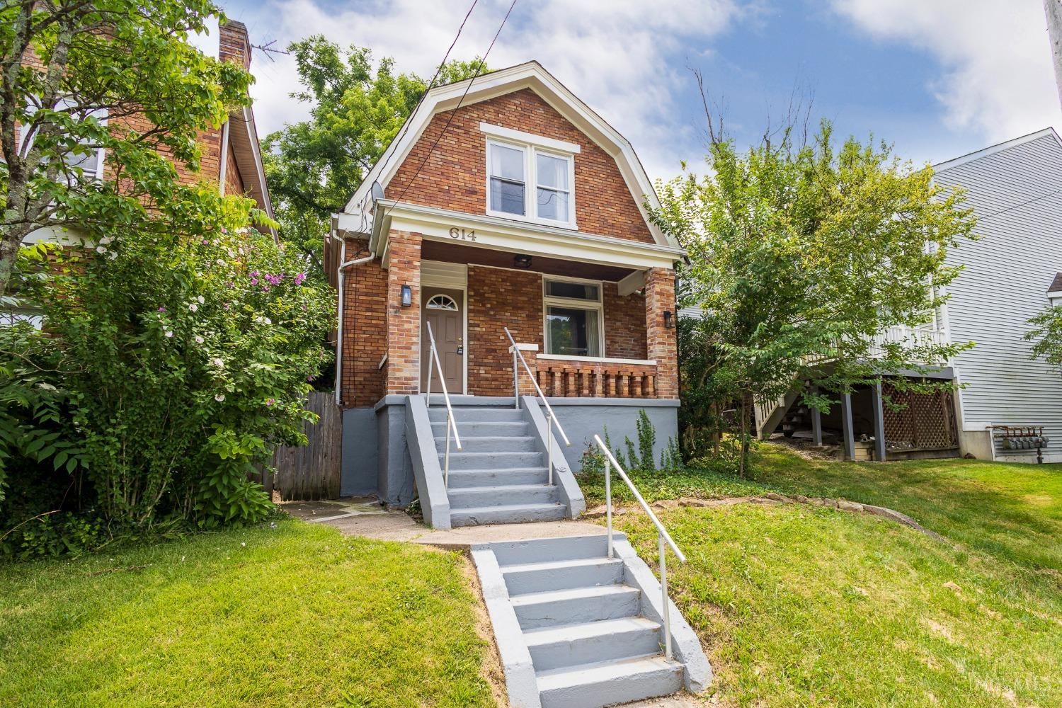 Photo of 614 Delta Avenue