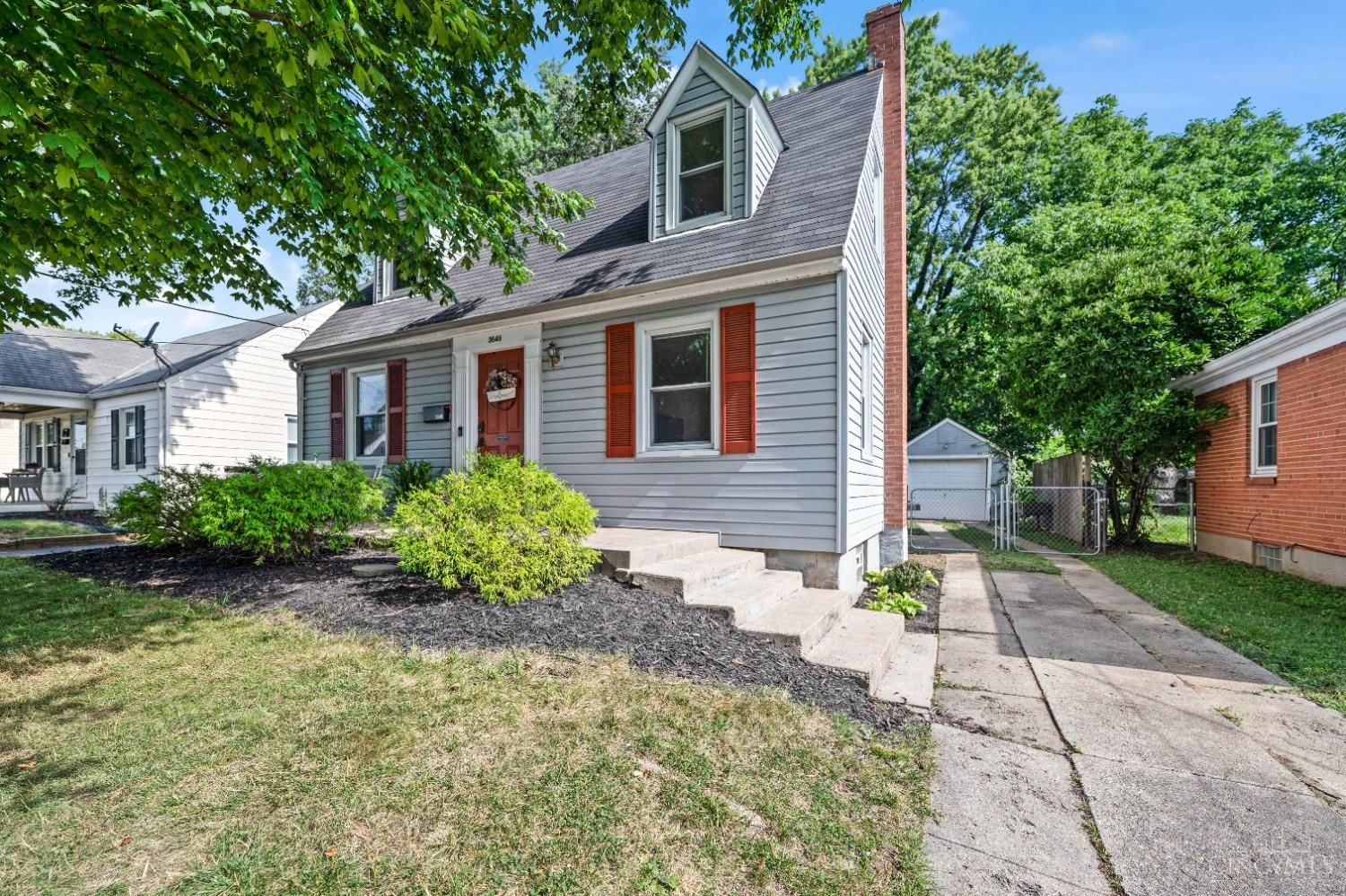 Photo of 3848 Gardner Avenue