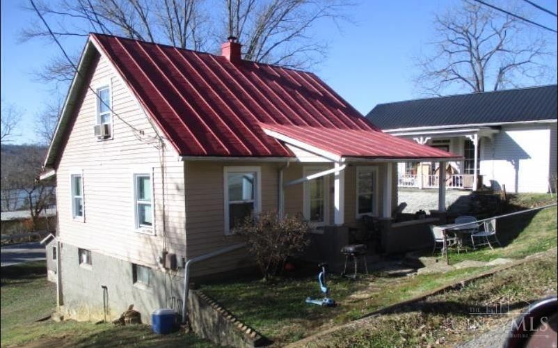 517 Second Street, Ripley, OH 45167