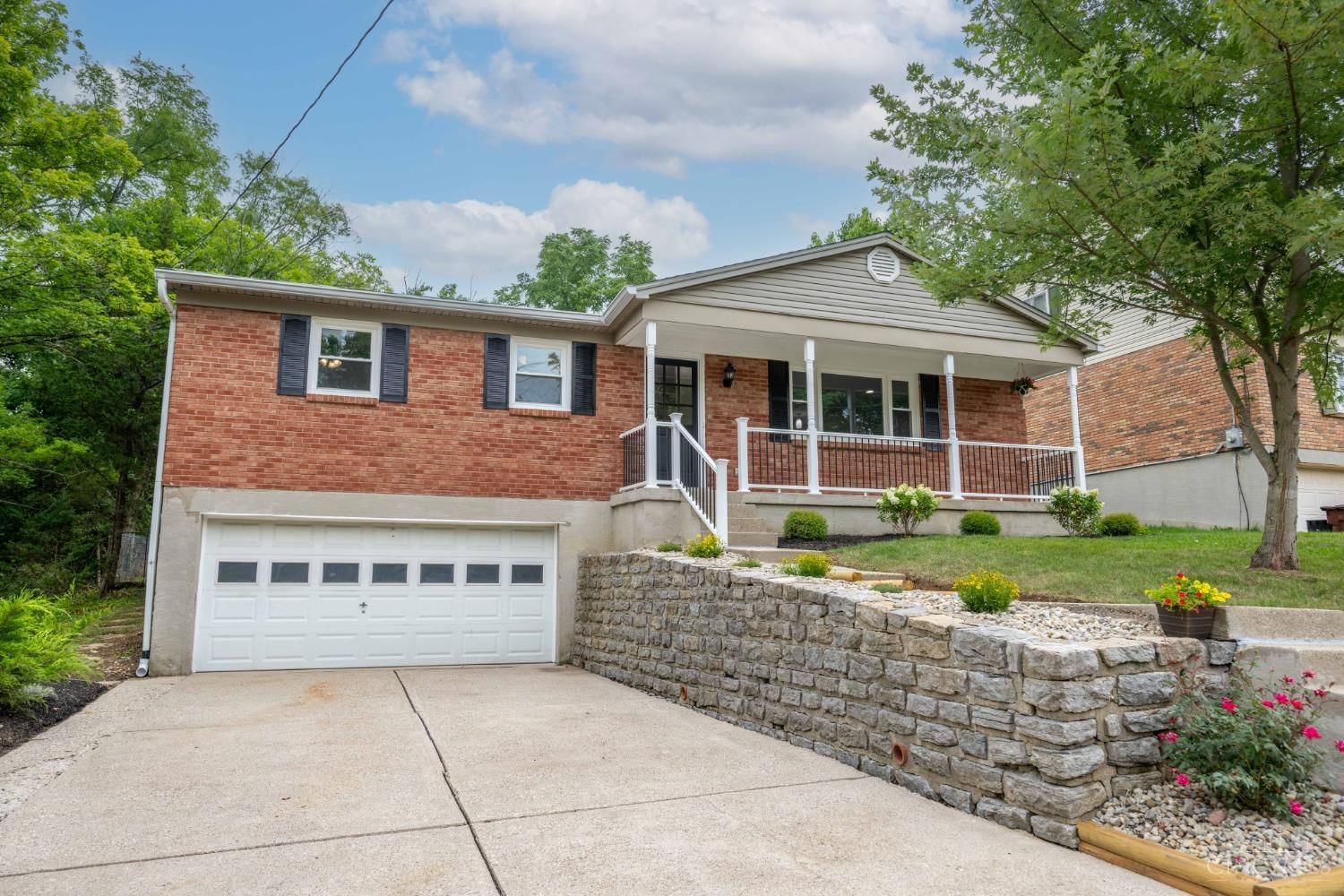 9024 Zoellner Road, Colerain Twp, OH 45251