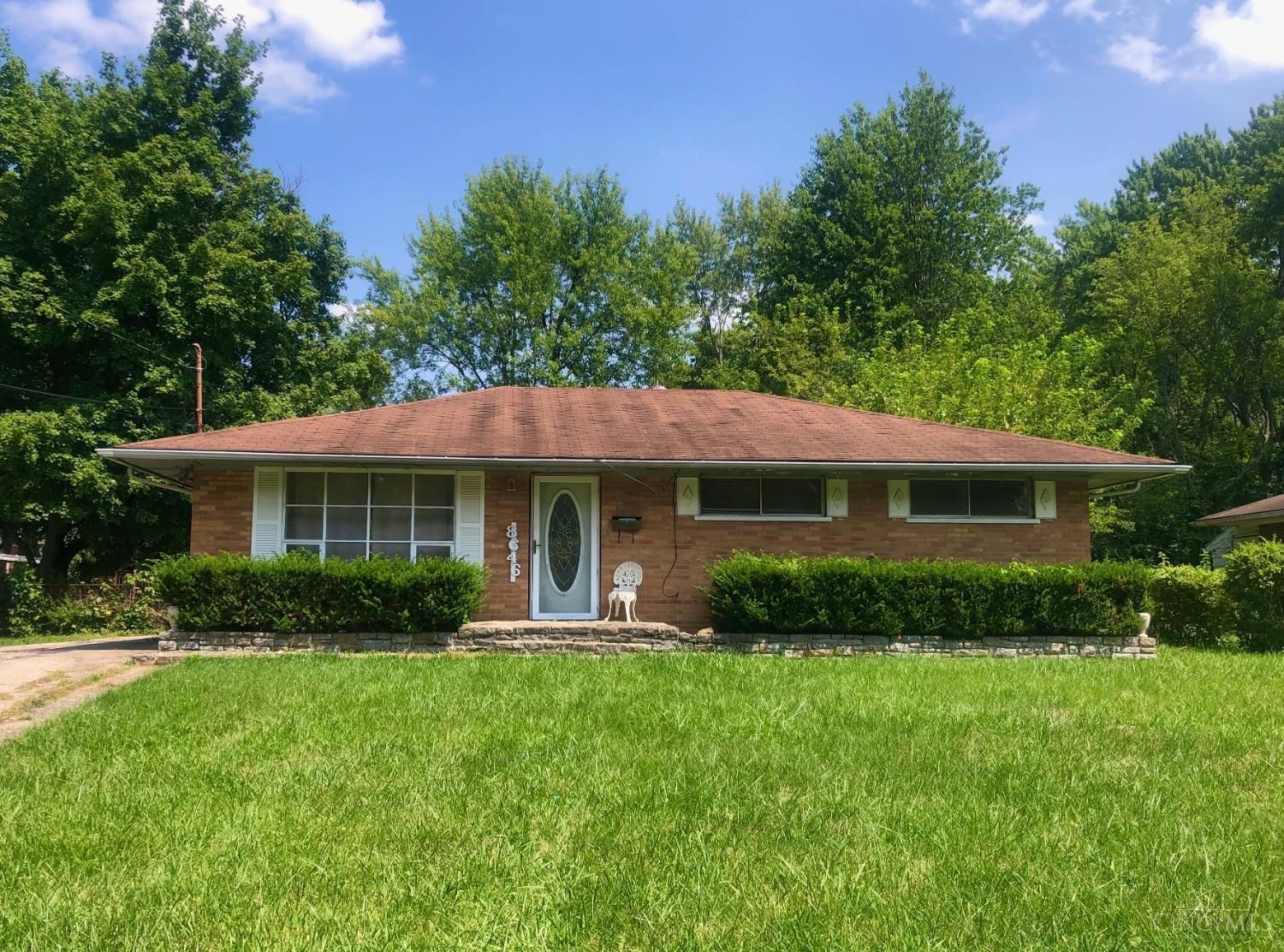 8646 Zodiac Drive, Springfield Twp., OH 45231