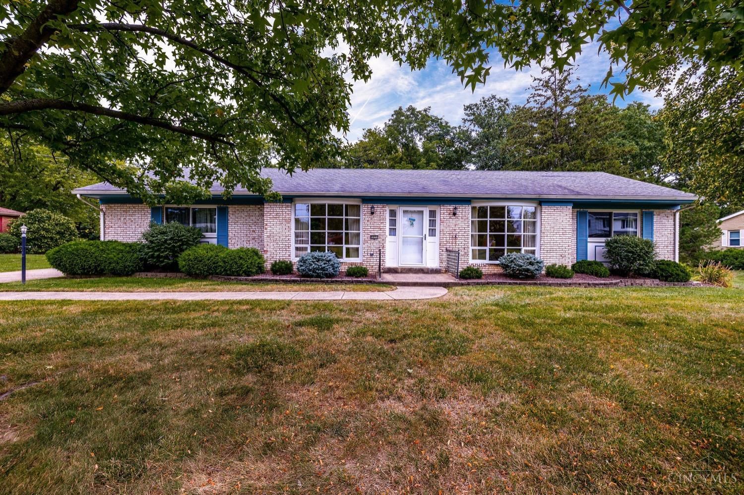 8890 Meadow View Drive, West Chester, OH 45069