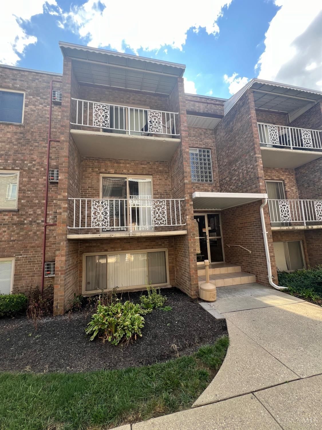 3616 Westwood Northern Boulevard, Cheviot, OH 45211