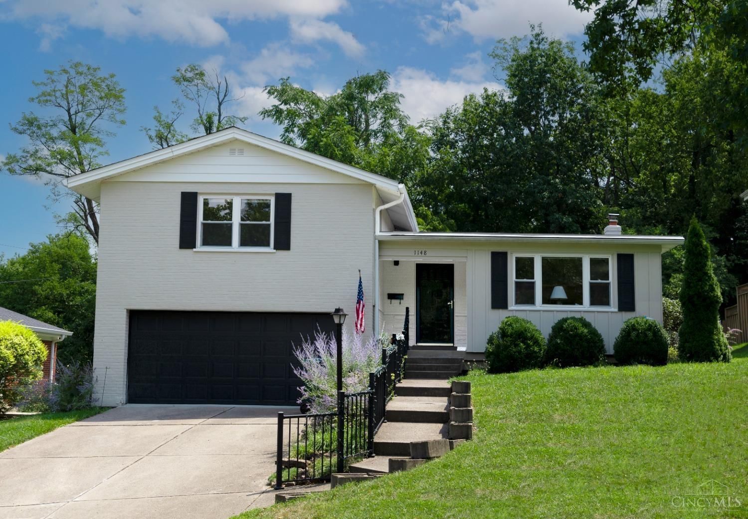 1148 Cryer Avenue, Cincinnati, OH 45208