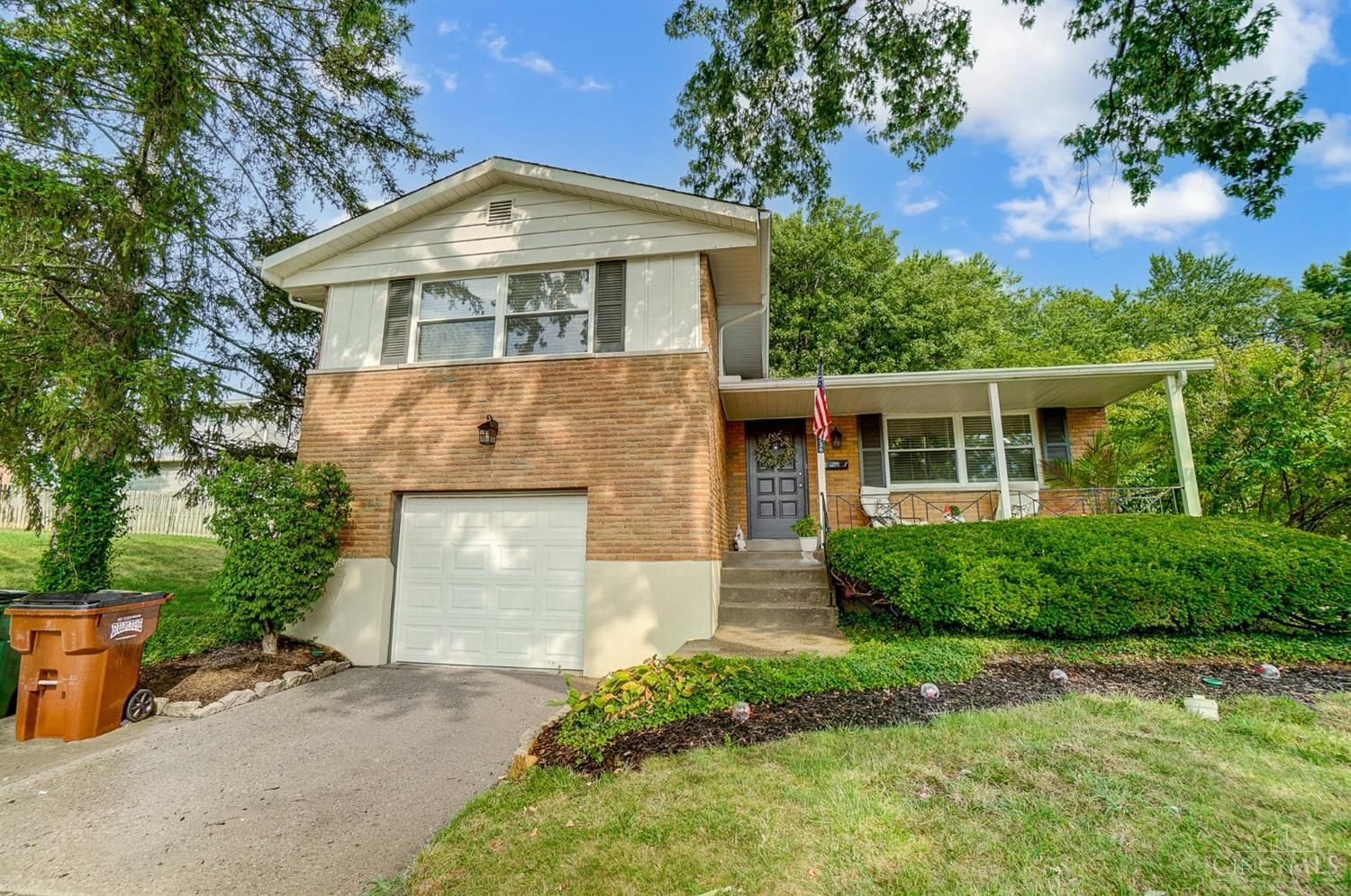 1736 Collinsdale Avenue, Anderson Twp, OH 45230