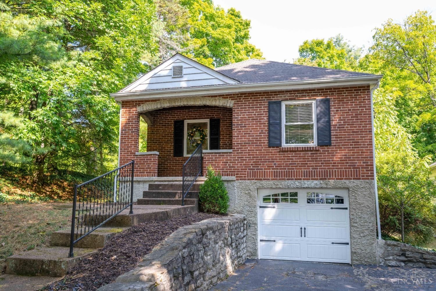 Photo of 7396 Dawson Road