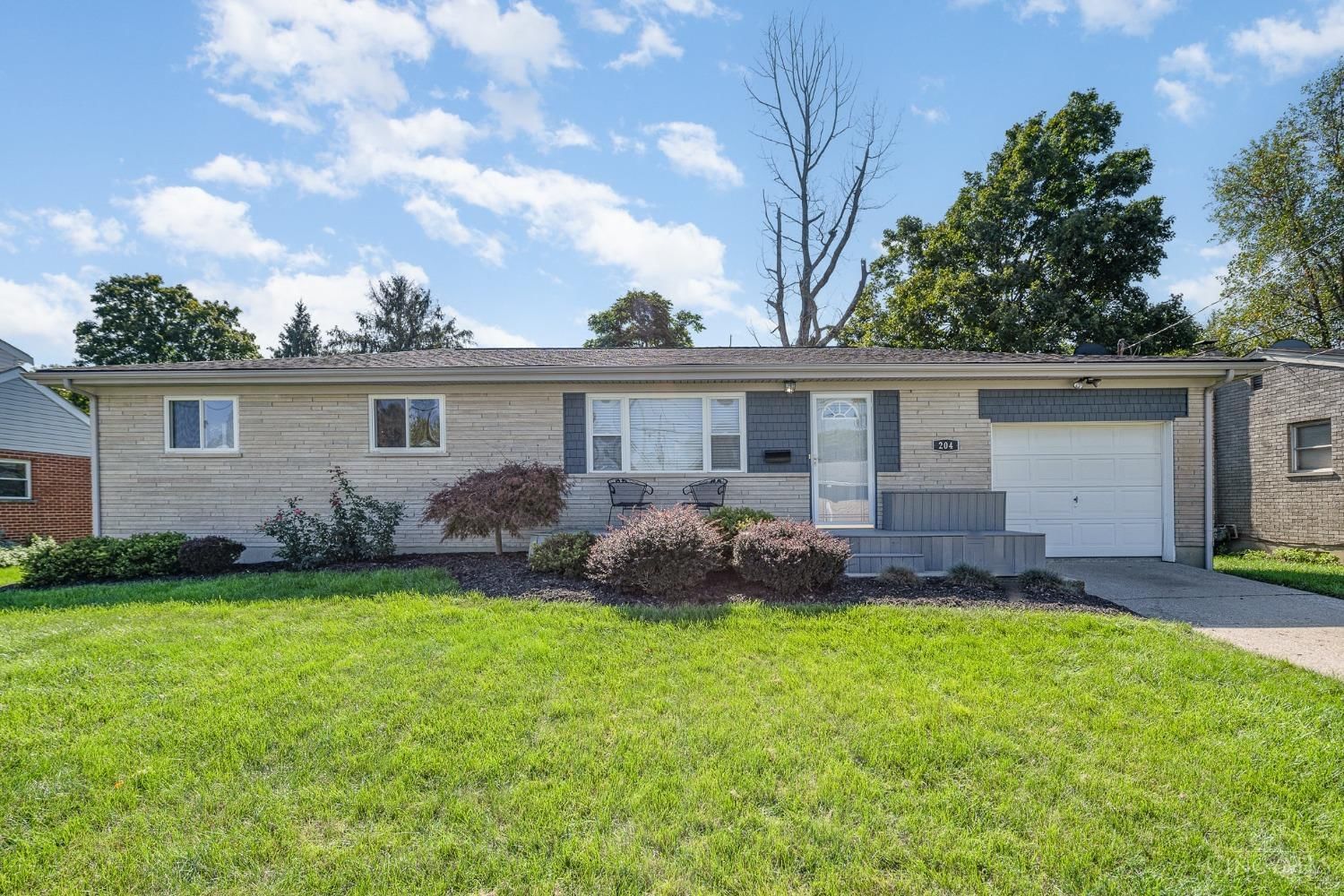 204 Sunset Avenue, Harrison, OH 45030