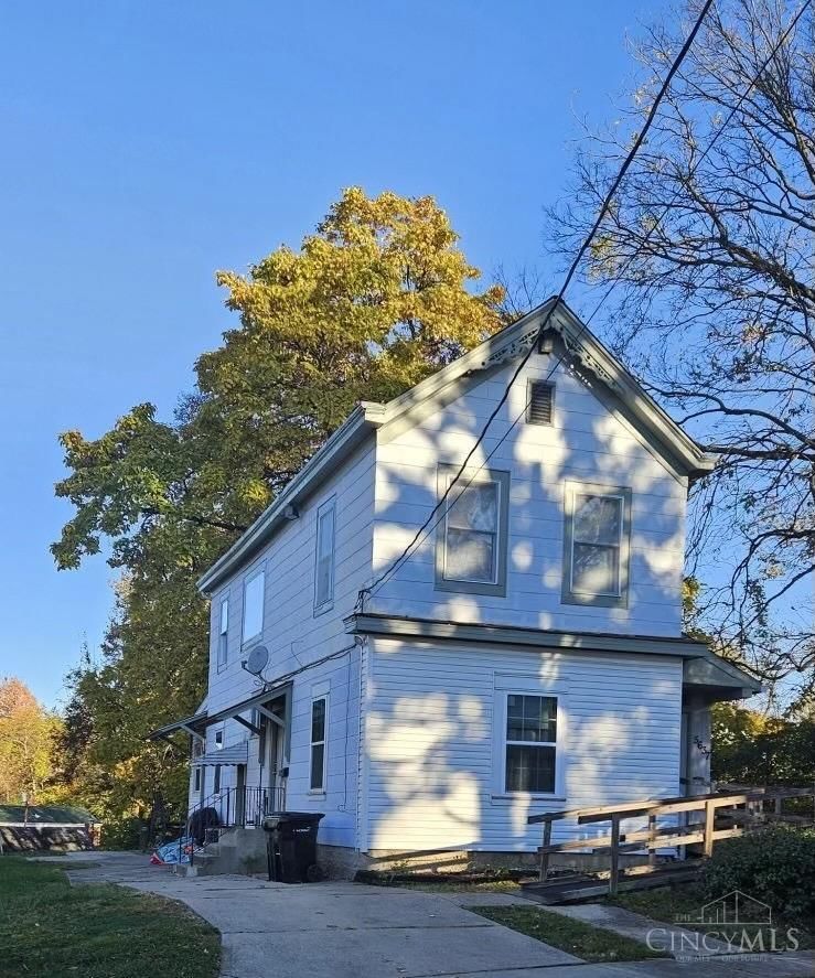 5637 Abbottsford Avenue, Cincinnati, OH 45212