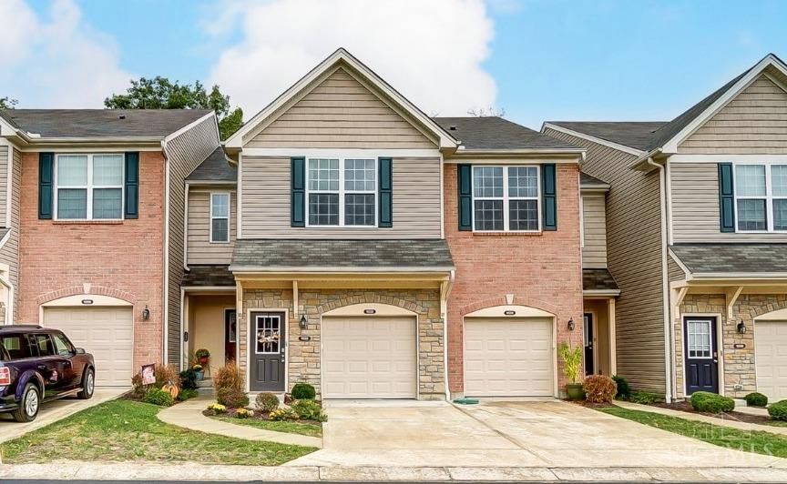 1032 Misty Stream Drive, Springfield Twp., OH 45231