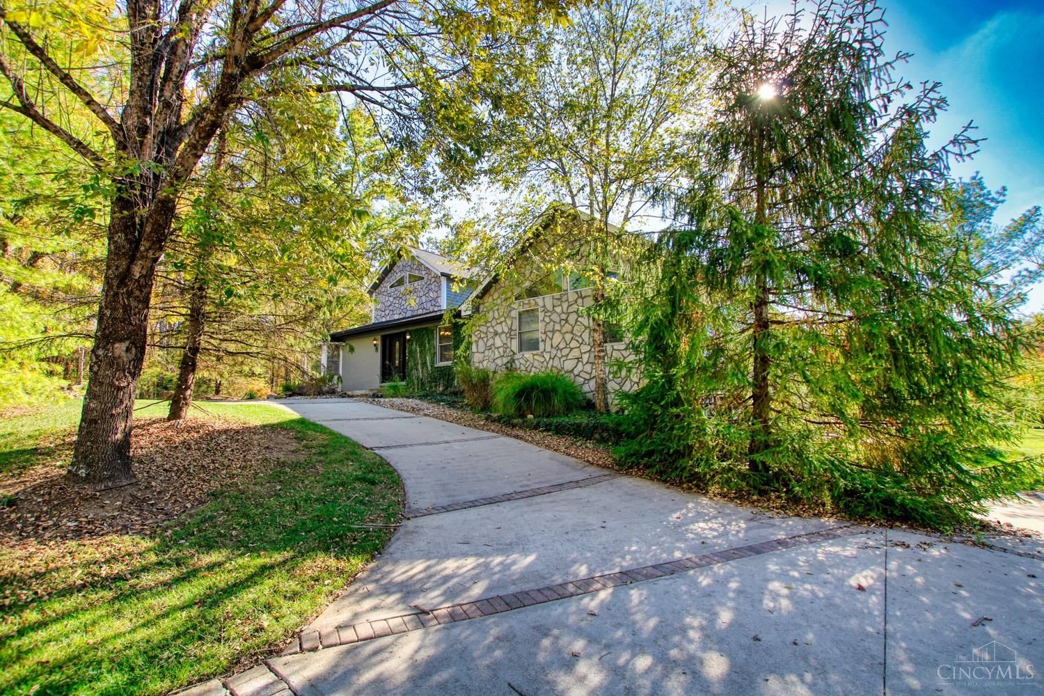 1819 Country Lane, Goshen Twp, OH 45122