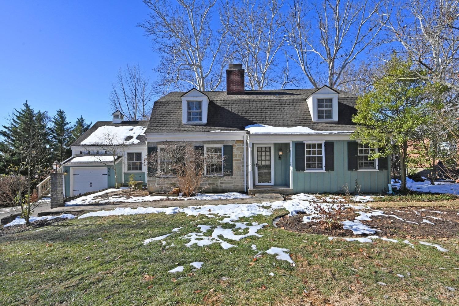 315 Willowbrook Lane, Wyoming, OH 45215
