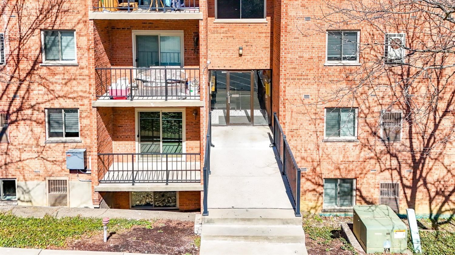 521 Martin Luther King Drive, Cincinnati, OH 45220