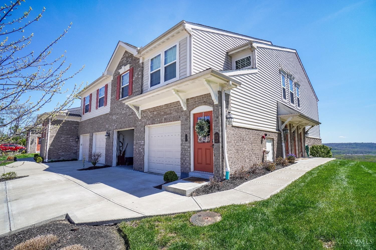 401 Wind Lane, Lawrenceburg, IN 47025