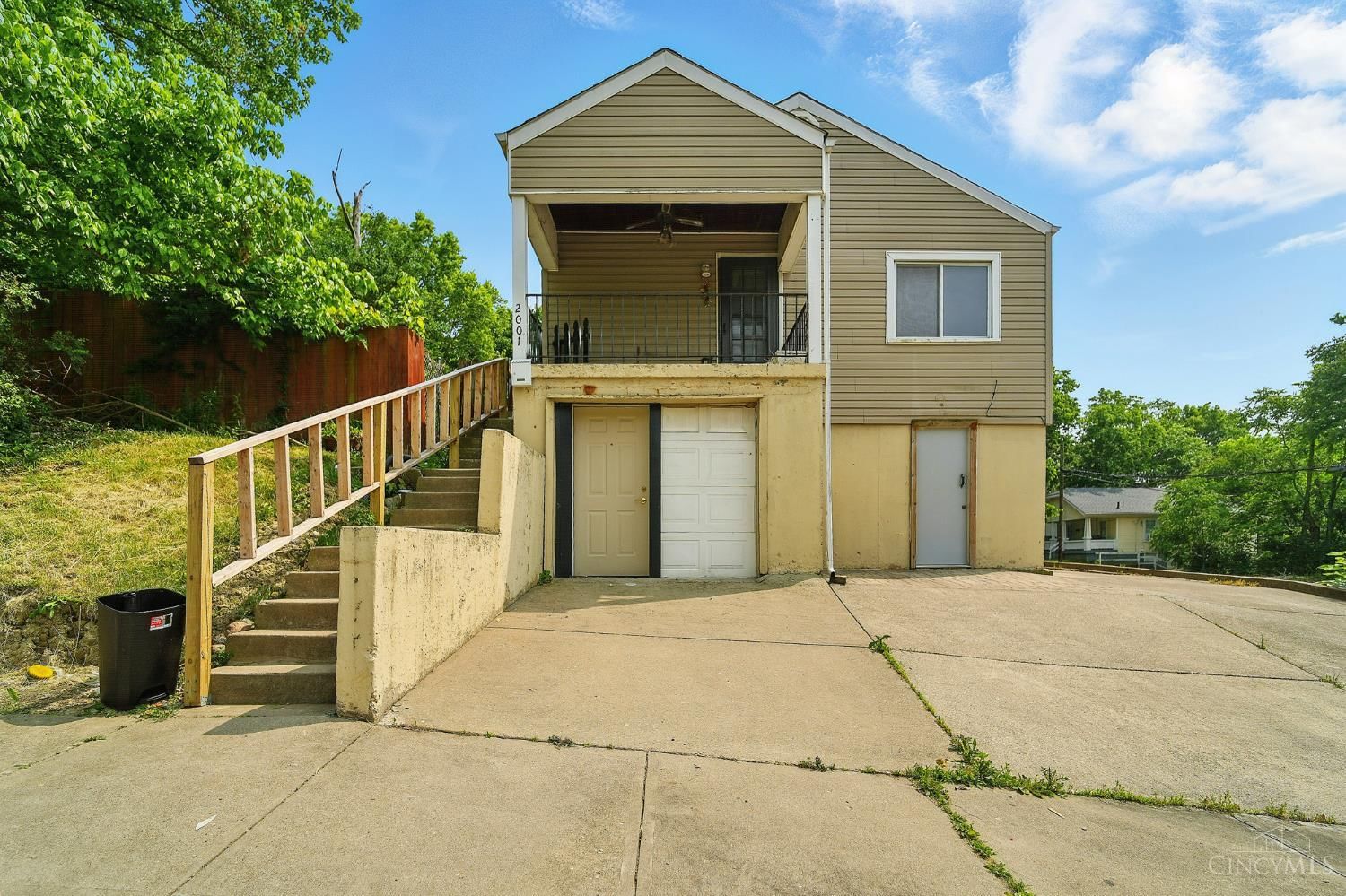 2001 Grand Blvd Blvd, Hamilton, OH 45011