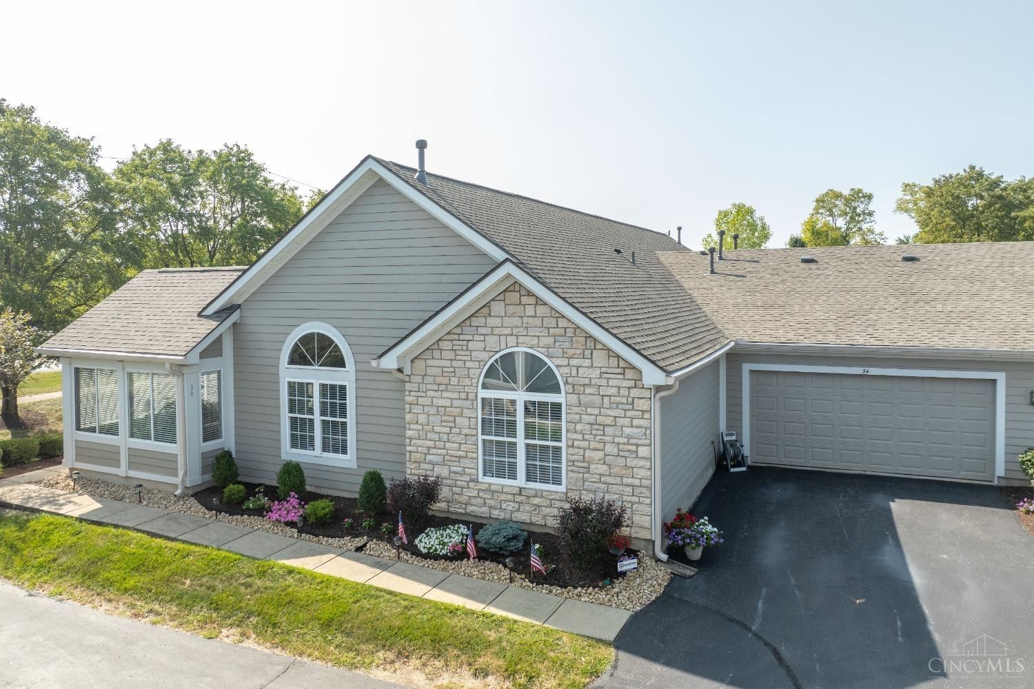 Photo of 34 Edinburgh Village Dr Dr