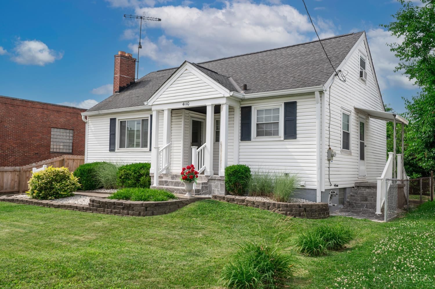 4110 Oakwood Avenue, Deer Park, OH 45236
