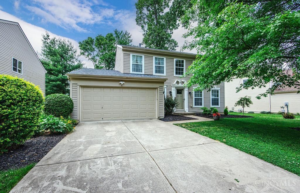 6441 Pickering Grove Grv, Hamilton Twp, OH 45152