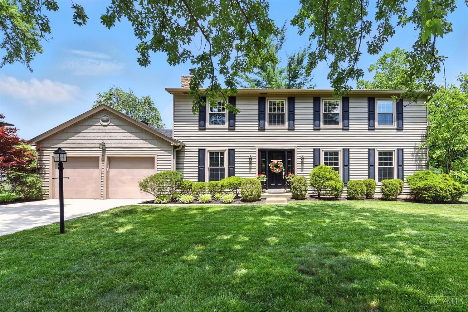 10724 Old Pond Drive, Montgomery, OH 45249